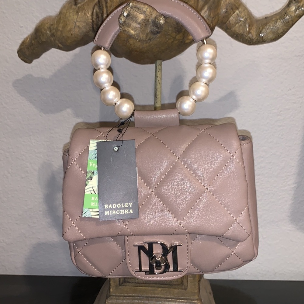 NWT Badgley Mischka Nude Bag. - Picture 3 of 4